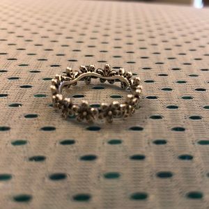 Pandora daisy ring